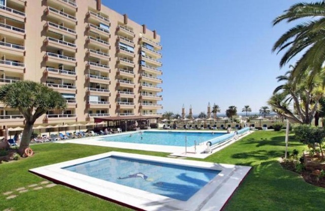 Apartamento El Albero Integrado en el Hotel PYR céntrico y en primera línea de playa