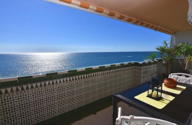 Apartamento en Playa Semi-Privada