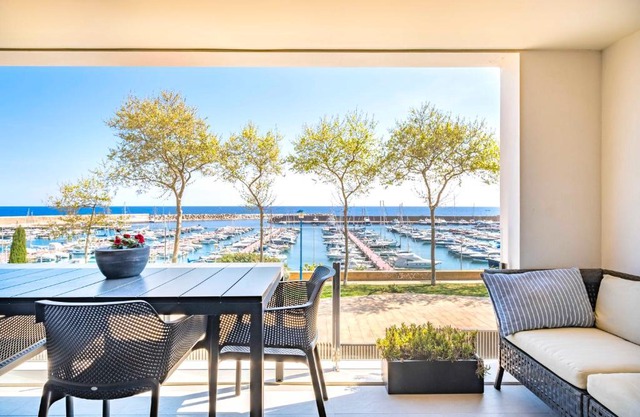Apartamento en Port Marina Palamos