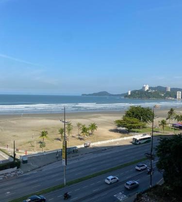 Apartamento Frente à Praia Santos II