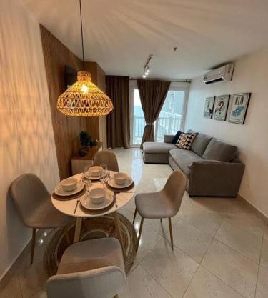 Apartamento frente al mar