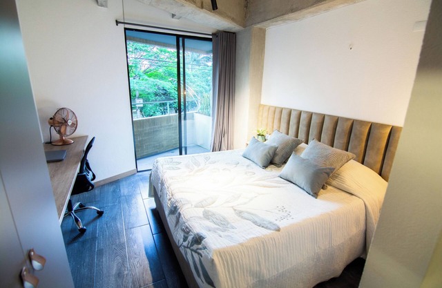Apartamento Laureles con vista al exterior