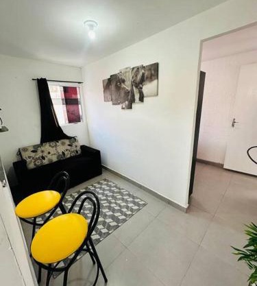 Apartamento Mobiliado e Confortavel ZN - cod 06