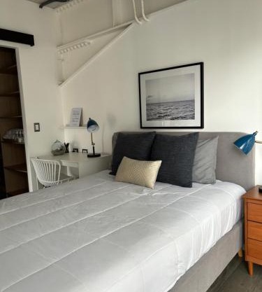 Apartamento moderno 1 habitación y 1 baño, área Cayalá Embajada USA CASH ONLY