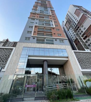 Apartamento na quadra do Mar em Itaparica de Frente para o Shopping Boulevard