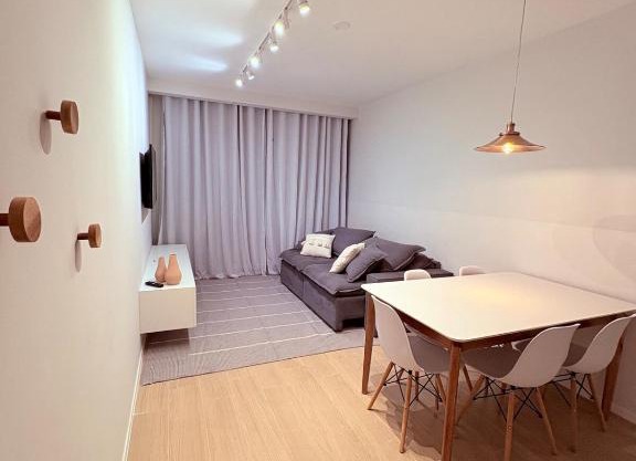 Apartamento NOVO 2Q próximo a Praia do Forte