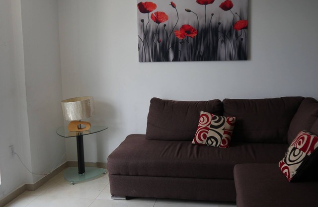 Apartamento nuevo con WIFI, alberca, elevador, cerca Zoologico Guadalajara