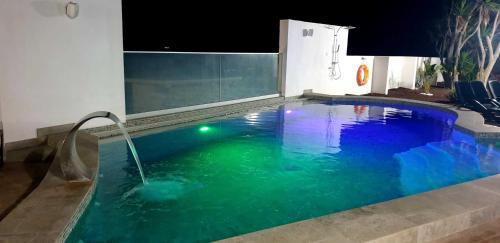 Apartamento para 6 pax con piscina