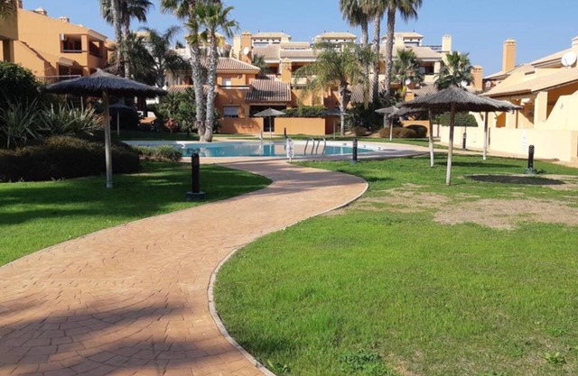 APARTAMENTO PLANTA BAJA MAR DE CRISTAL a-281
