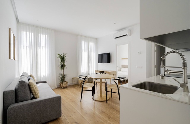 apartamento reformado en el retiro de alquiler temporal