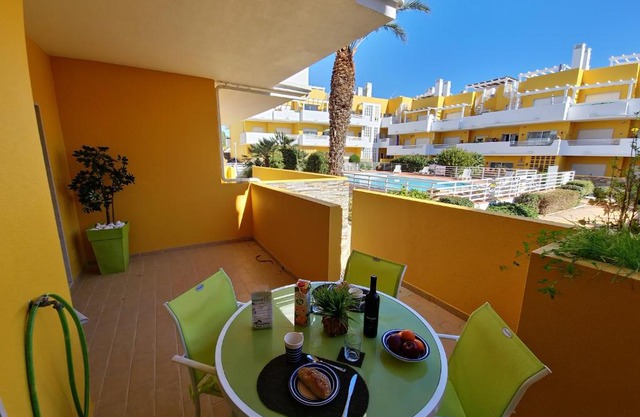 Apartamento RoyalMar T2 by YHA
