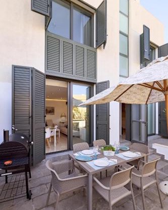 Apartamento tríplex nuevo en la Savina