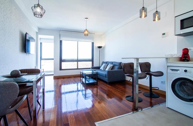 Apartamentos Castilla Luz Business