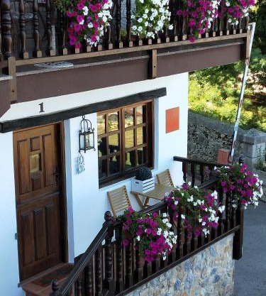Apartamentos Las Casucas de Gema