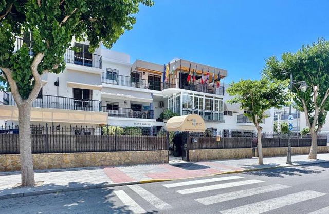 Apartamentos Turísticos Santo Rostro