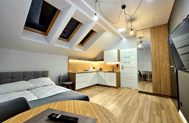 Apartamenty na 102
