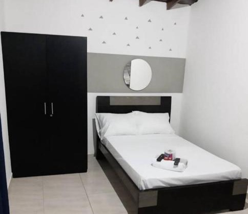APARTESTUDIO ALCALA ENVIGADO, CERCA A C.C VIVA .