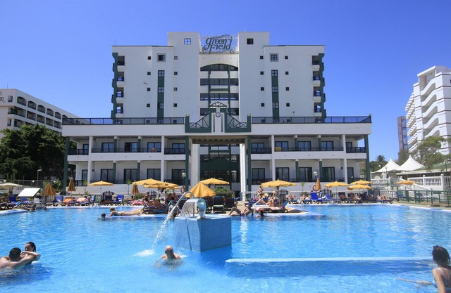 Aparthotel Green Field