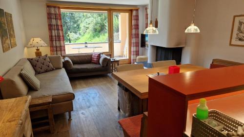Aparthotel Chesa Bellaval