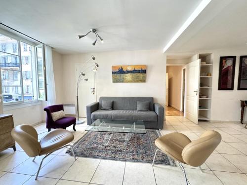 ApartHotel Riviera - Hotel des Postes 2 - City center Massena