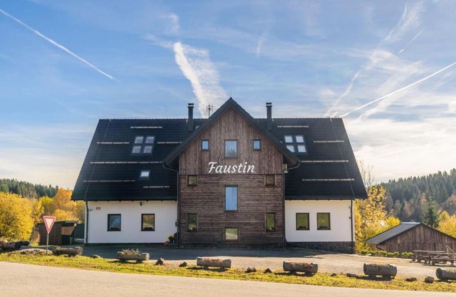 Apartmány Faustin