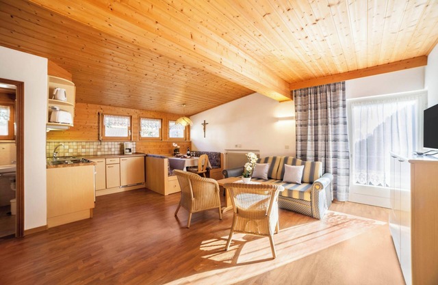 Apartamento 'Residence Pichler 4' con vistas a la montaña, balcón y Wi-Fi