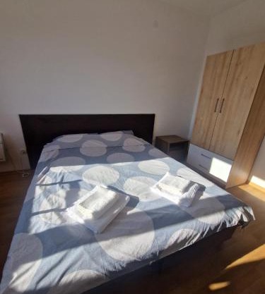 Apartman 48