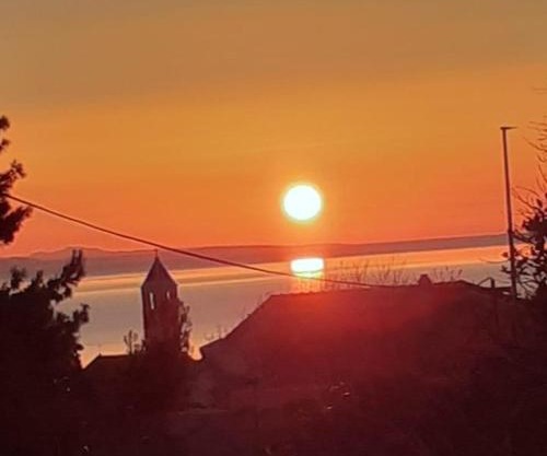 APARTMAN 6 KRISTINKA Gujinović