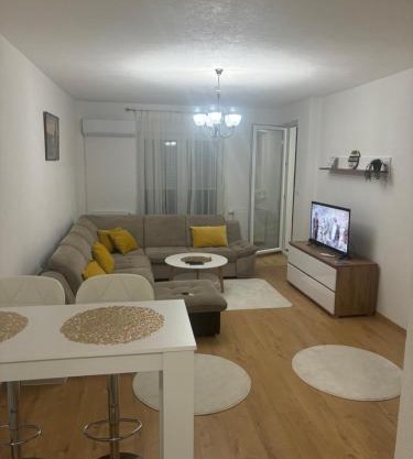 Apartman Aura