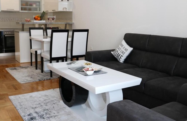 Apartman DORA