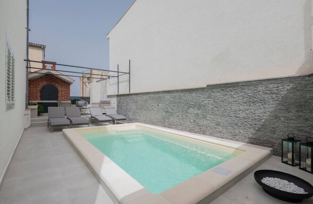 Apartman Fortuna pool-Makarska by Villas Guide