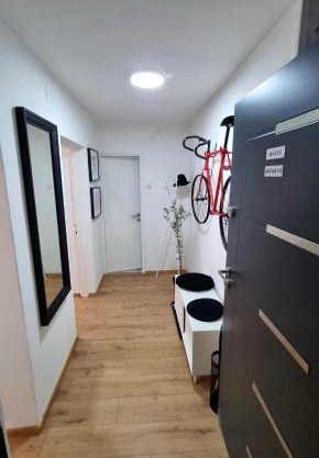 Apartman H8
