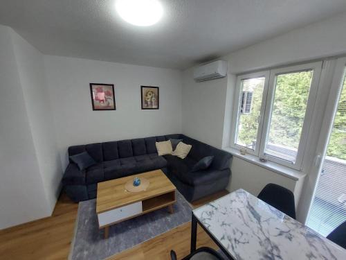 Apartman "MEDENI"