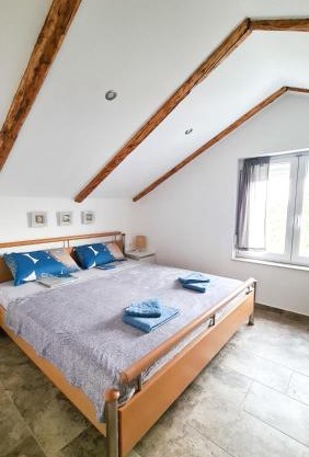 Apartman Valja - 55m2 - Sea View - Garden - Grill