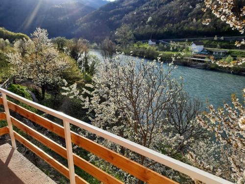 Apartmani Biser Drine