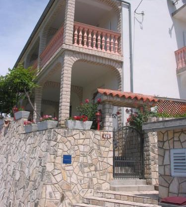 Apartmani Manuela Lopar
