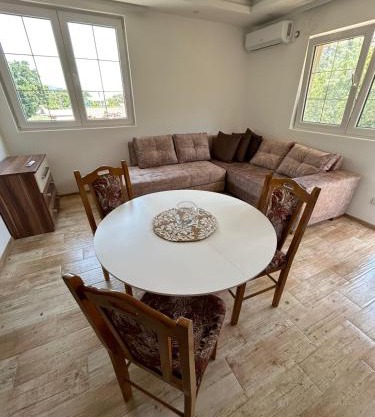 Apartmani Petkovic
