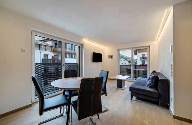 Apartamento "Lamm 2" con vistas a la montaña, balcón y Wi-Fi
