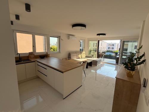 Apartmen ARMINAN 52 TERRACE, POOL FREE PARKING -NOVIGRAD