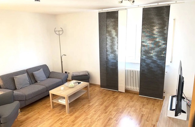 Apartamento 'Schoeni' con balcón, wifi y aire acondicionado