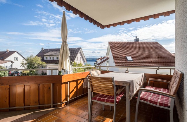 Apartamento "Ferienwohnung Lindau" con balcón cubierto, Wi-Fi y televisión
