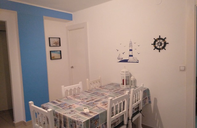 Apartamento en primera linea de mar 2 dormitorios+WIFI+2 PLAZAS PARKING+TERRAZA