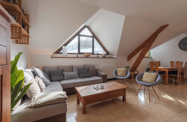 Apartamento 'Gîte St Marie De Campan' con vistas a la montaña y jardín compartido