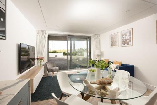 Apartment 1, Oasis Sands