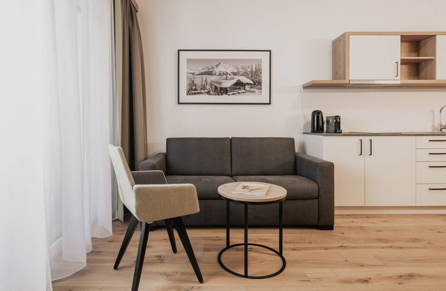 Apartment 2-8 people