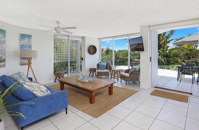 Apartment 2 Belmore Terrace 11