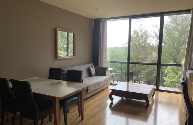 Apartment 28/ Joyce Beachside Escape/ Fingal Golf/ Hit Springs