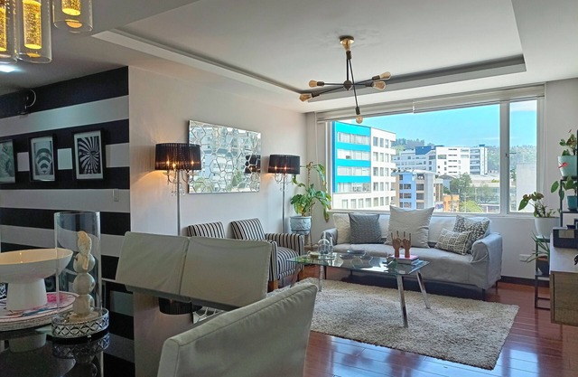 Apartamento(3Camas) - Cama Queen + Balcón + Parqueadero + Piso 6