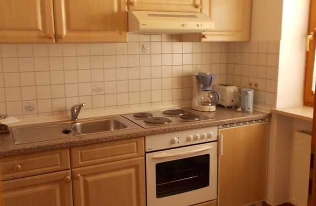 Apartamento (40 m²) con sala de estar / dormitorio, cocina separada, ducha / WC, terraza, TV por cable / satélite
