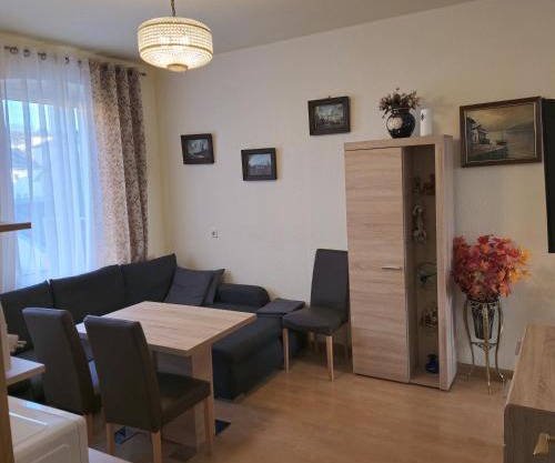 Apartment 5